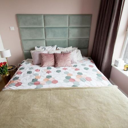 Nowy Apartment Przy Placu Szembeka 바르샤바 외부 사진