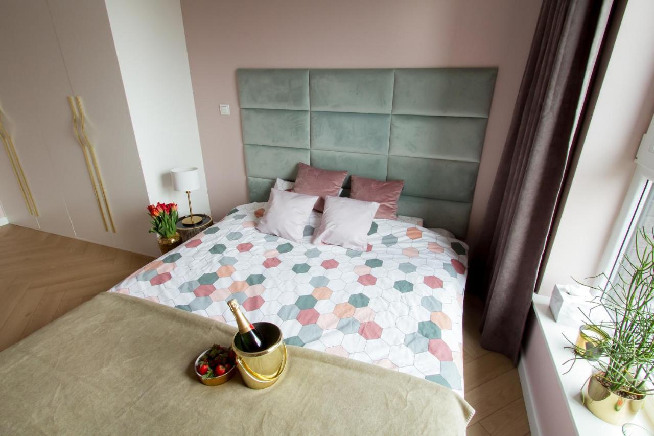 Nowy Apartment Przy Placu Szembeka 바르샤바 외부 사진